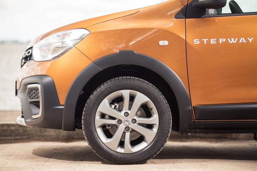 Детали экстерьера Renault Kangoo Stepway 2018 года  (LA) (фото 17 из 18)